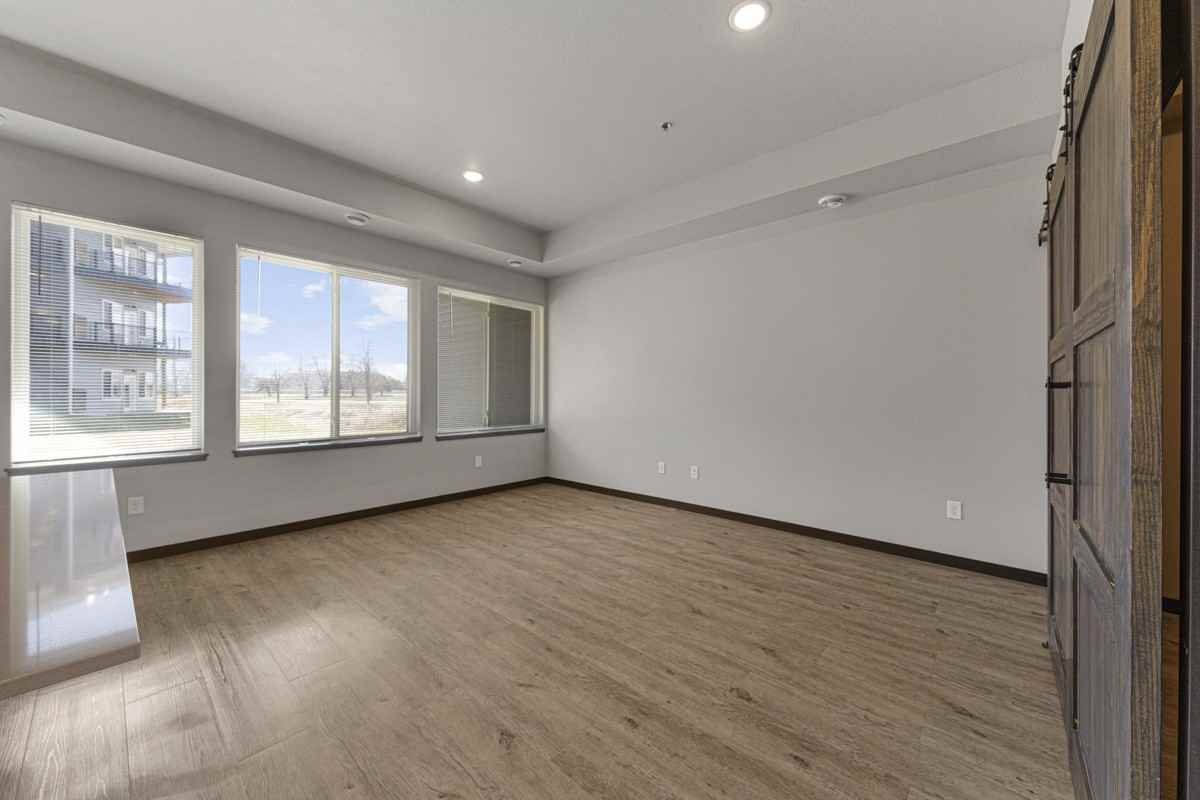 125 Roosevelt Cir #315 - Photo 7 of 26