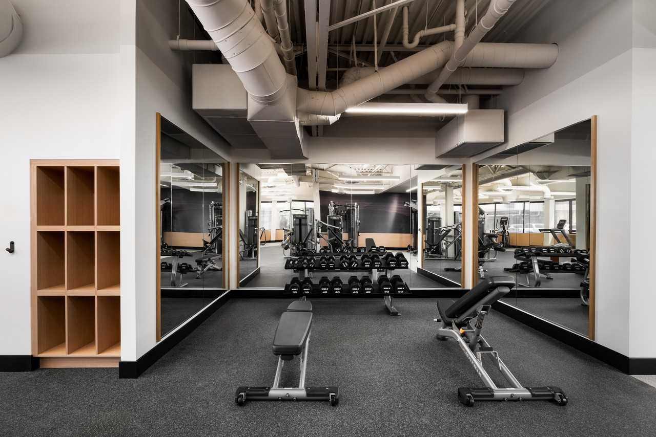 Alloy Midtown - Photo 3 of 50