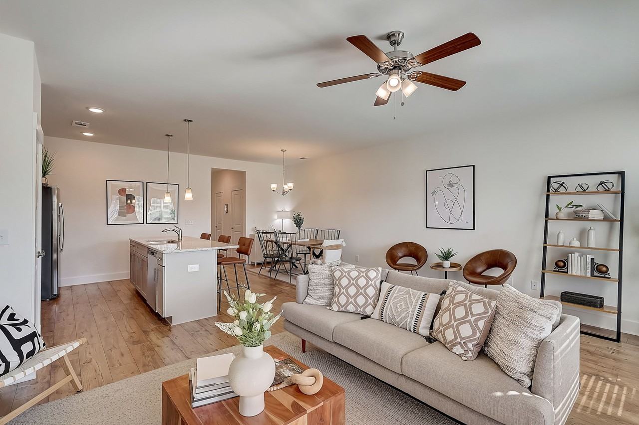 Simmons Ridge - Photo 7 of 20