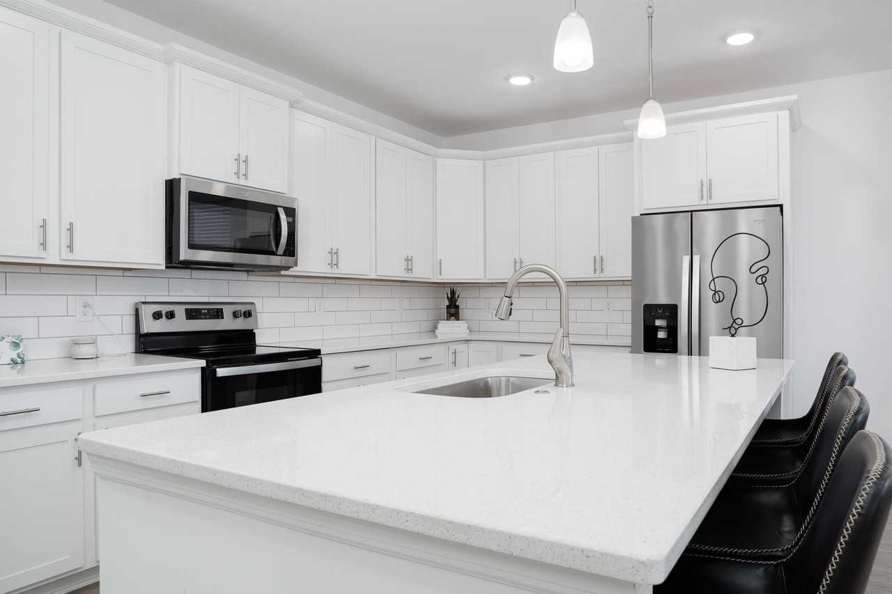 Hartman Hill - Photo 3 of 12