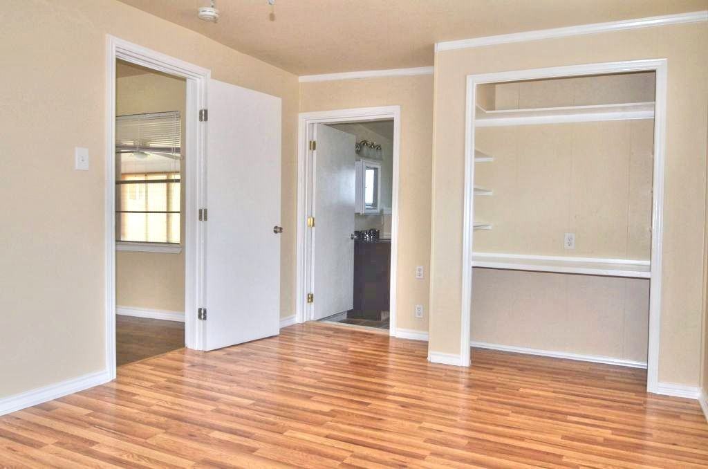 11015 Visalia Dr - Photo 6 of 12