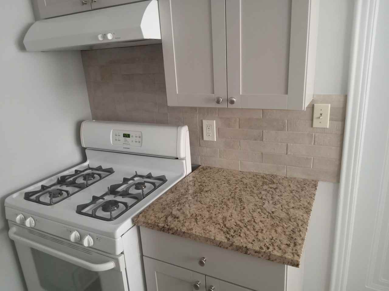 21721 Snow Ave - Photo 2 of 6