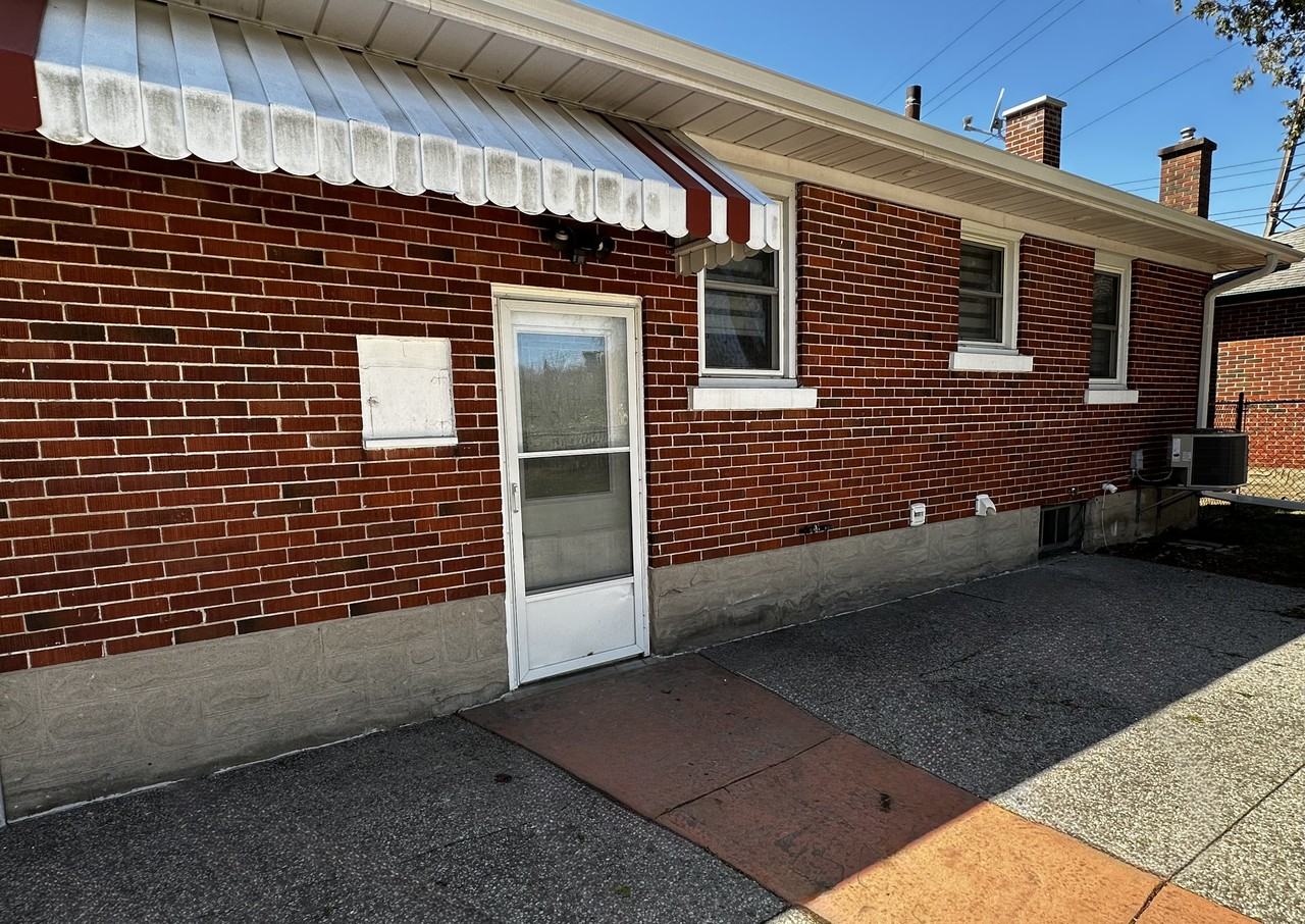 151 Patricia Avenue - Photo 2 of 19