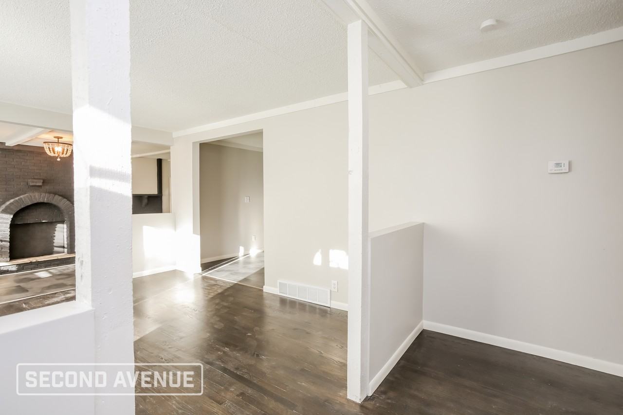 4913 Hedges Ave - Photo 2 of 18