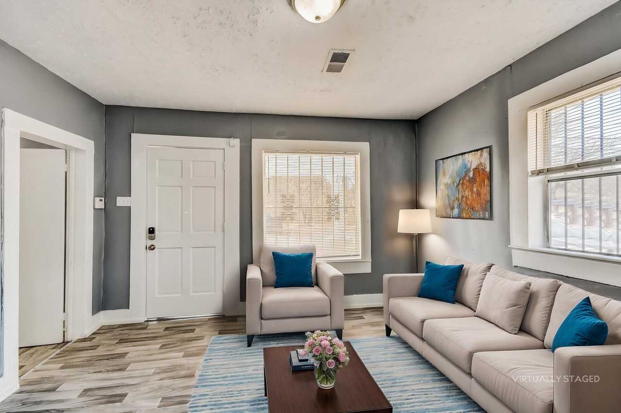 6112 Blocton Ave - Photo 2 of 18