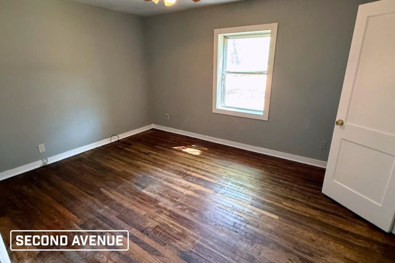 3030 Mccool Ave - Photo 5 of 9