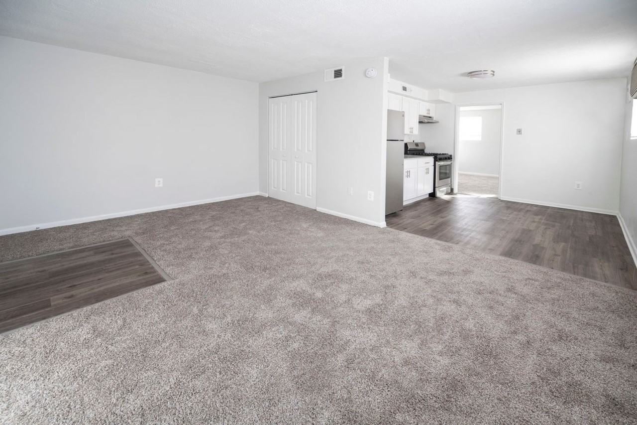 Sandalwood Apartments - Photo 7 of 14