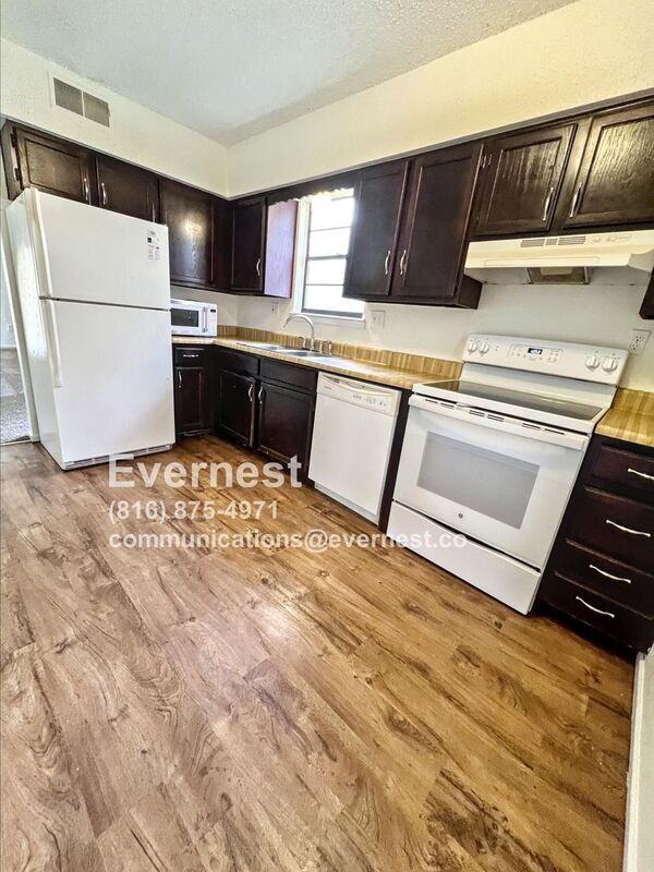 11311 Bales Ave - Photo 2 of 40