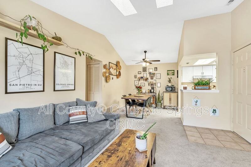 916 Tenderfoot Hill Rd #203 - Photo 4 of 17