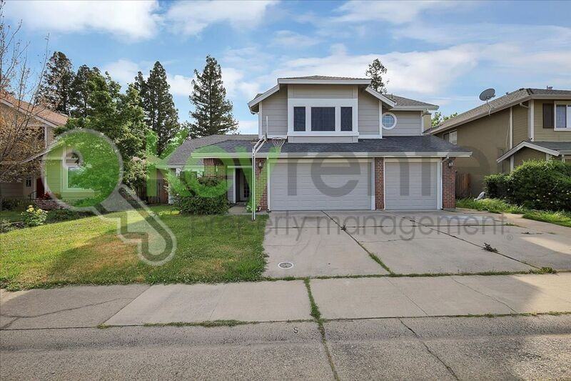 1495 Deerfield Cir - Photo 3 of 50