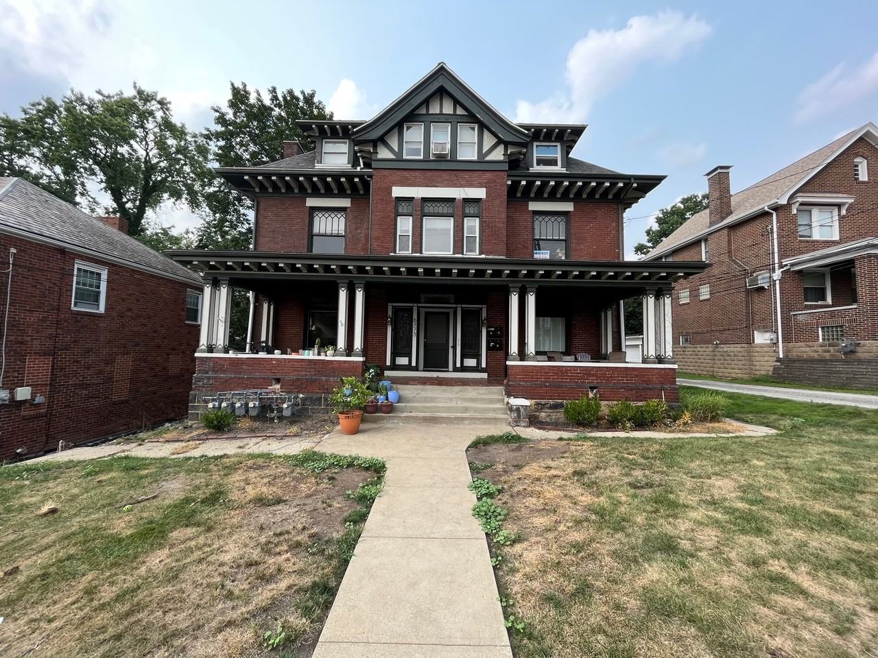 Monitor 6373 - Photo 2 of 28