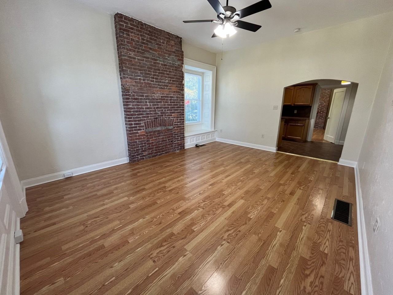 Fairmount 344 - Photo 5 of 24
