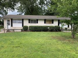 featured image of Glowmont Dr