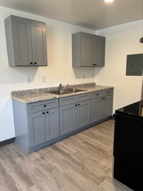 595 Wagner DR. - Photo 2 of 20