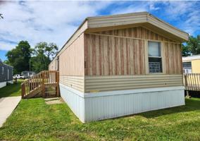 featured image of 1716 Lansing Rd