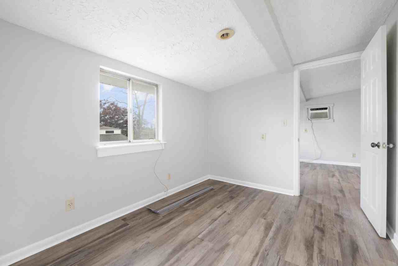435 Beasley Street - Photo 7 of 13