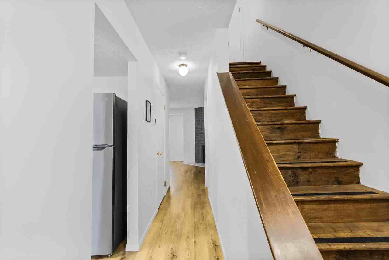 284 Randolph Road - Photo 3 of 37