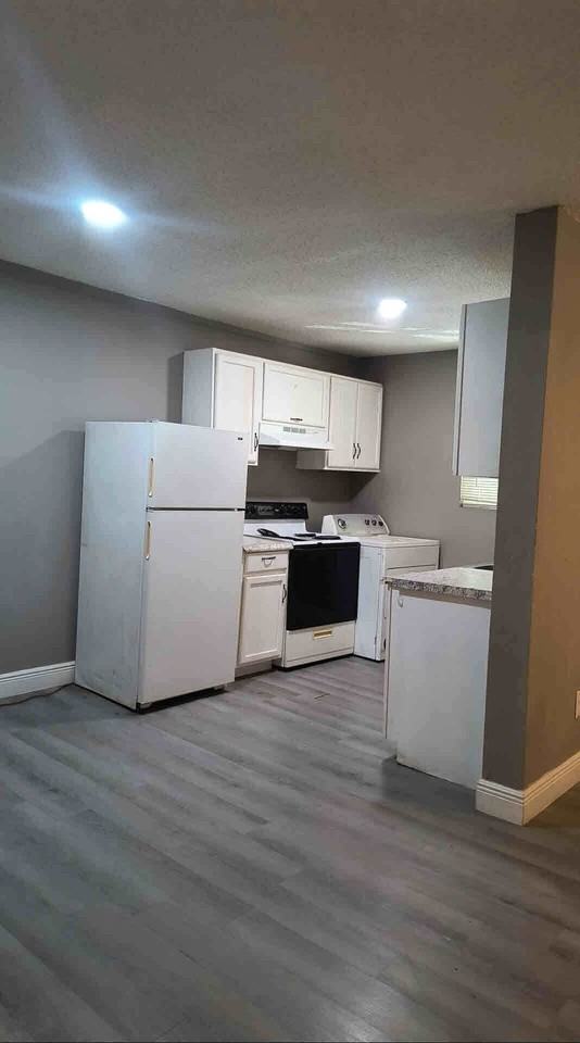 301 West 11th Avenue - Photo 4 of 9