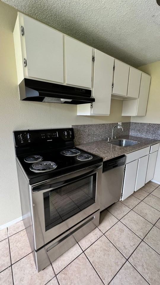 Tukwila Station Apartments - Photo 5 of 34