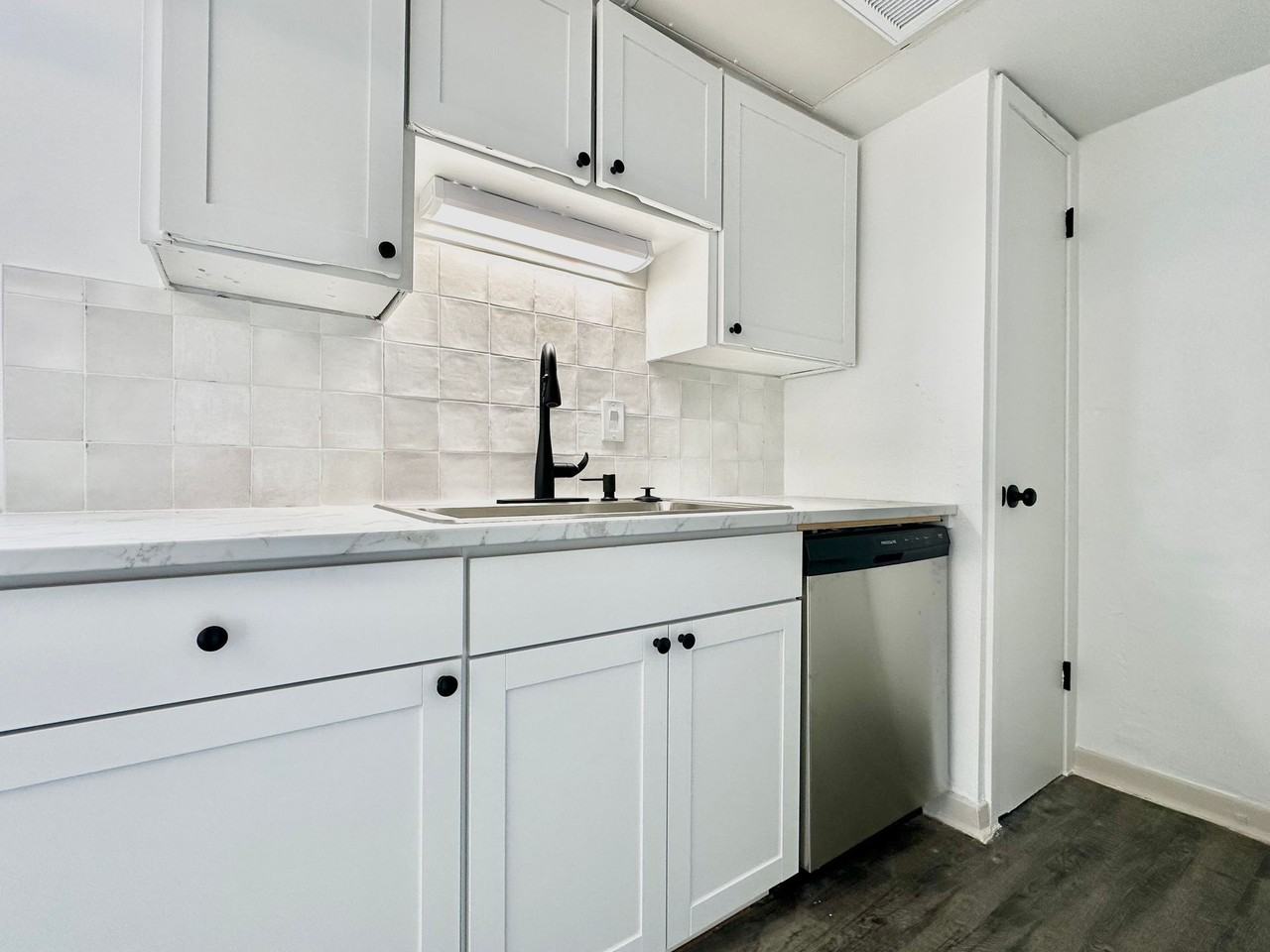 The Campus Edge Apartments - Photo 5 of 17