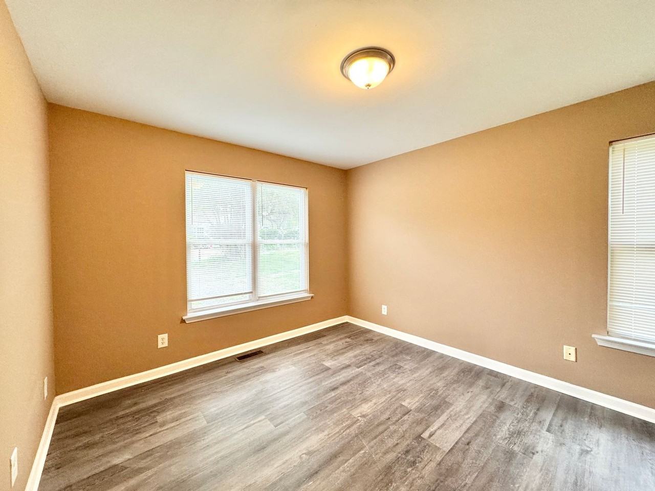 3905 Schisler Dr - Photo 4 of 10