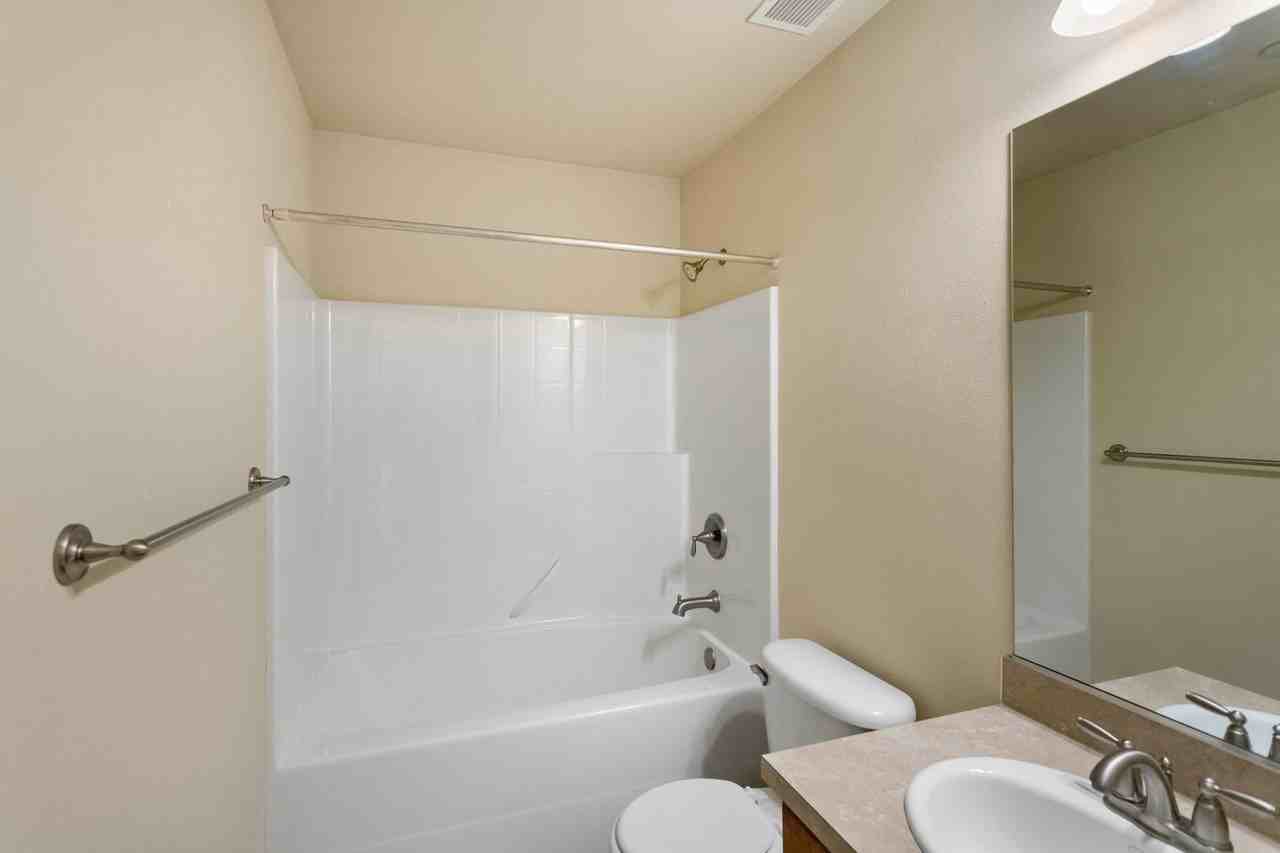 259 Se Ely St #B205 - Photo 6 of 13