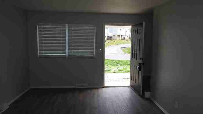 6137 Farrow Ave - Photo 2 of 21