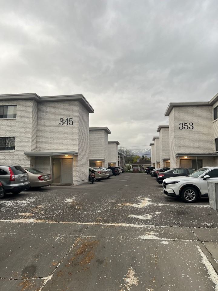 345 E 300 N #34 - Photo 7 of 24