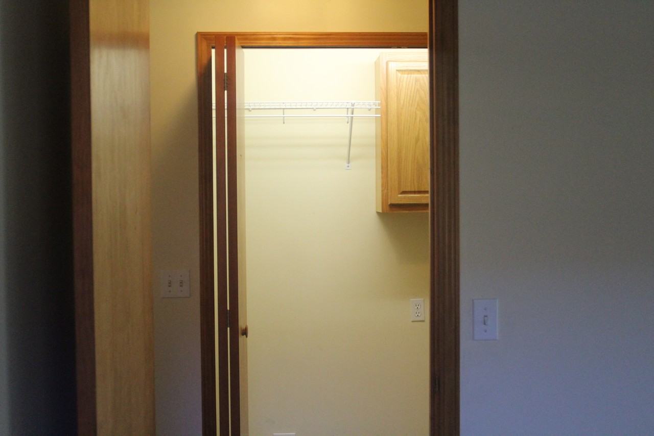 Russell St #4805 - Photo 7 of 35