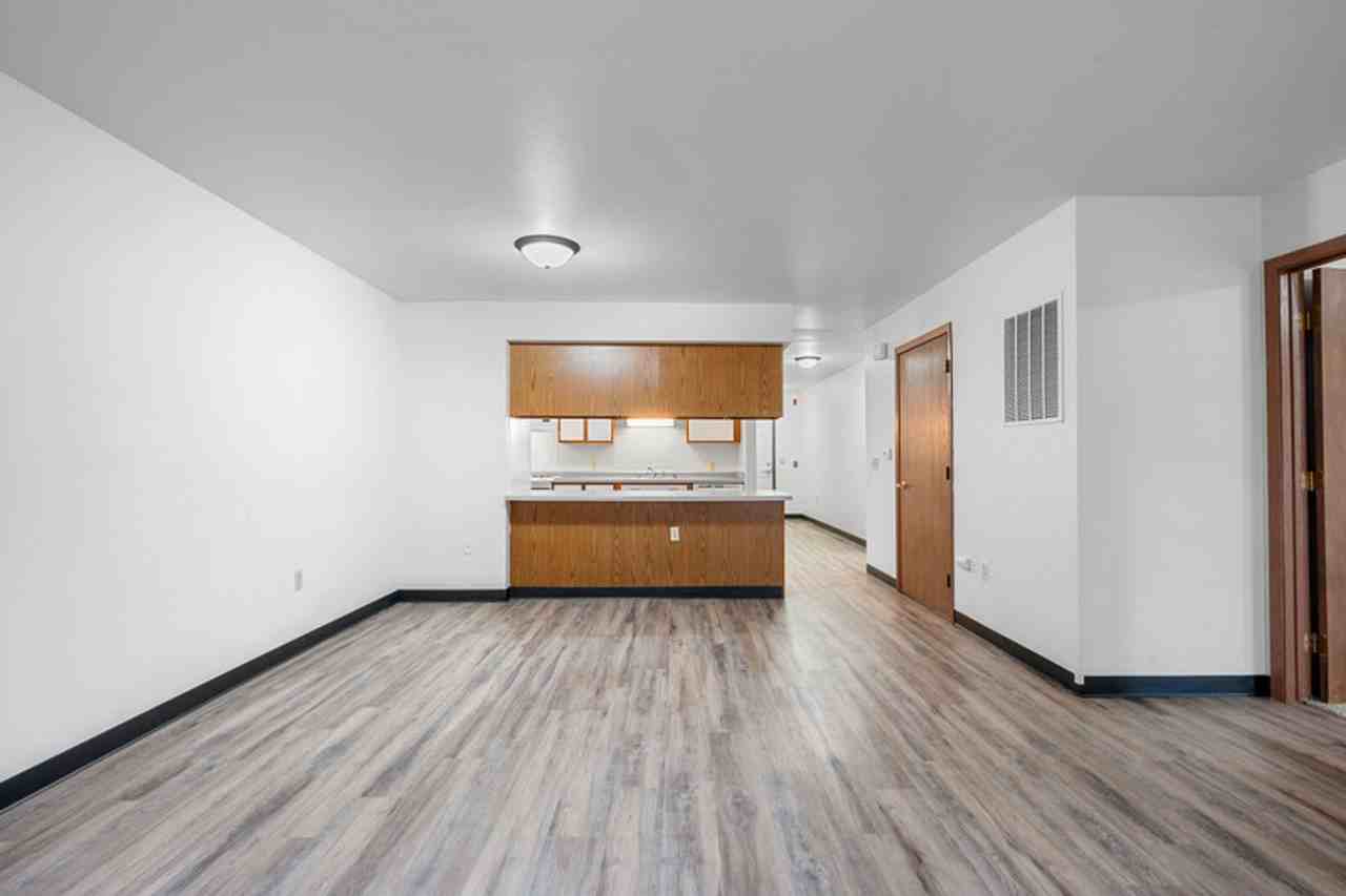 1155 19th Avenue South - Photo 7 of 50