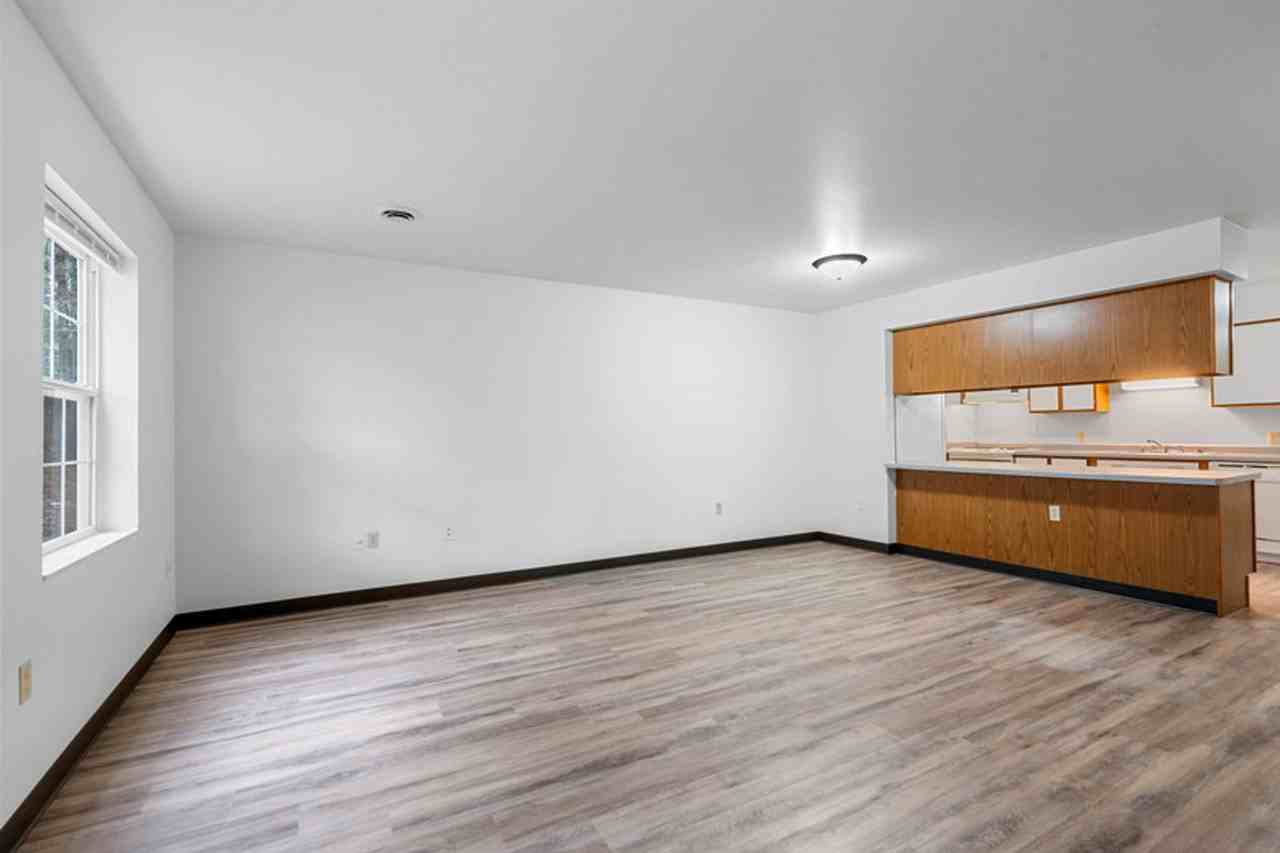 1155 19th Avenue South - Photo 7 of 36