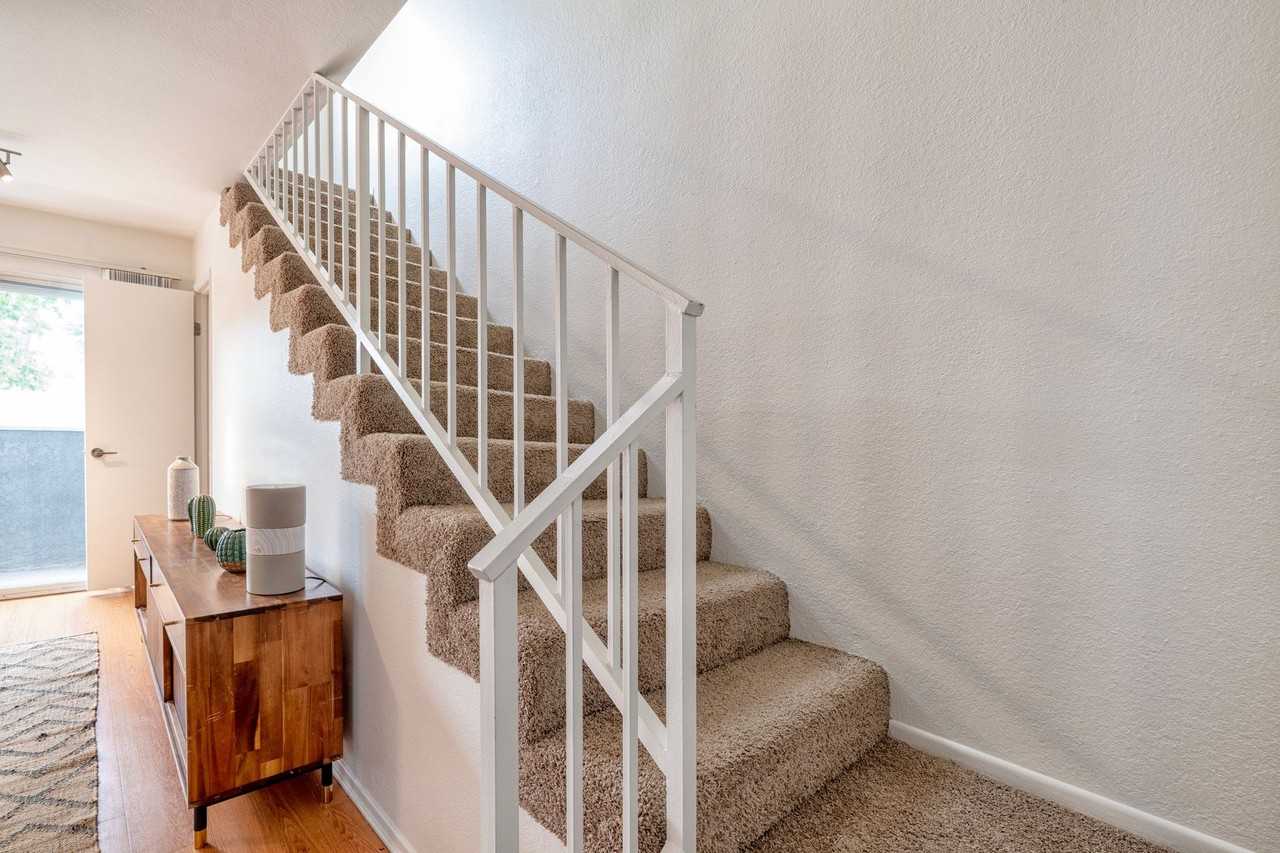 KBC Burbank - Photo 3 of 10