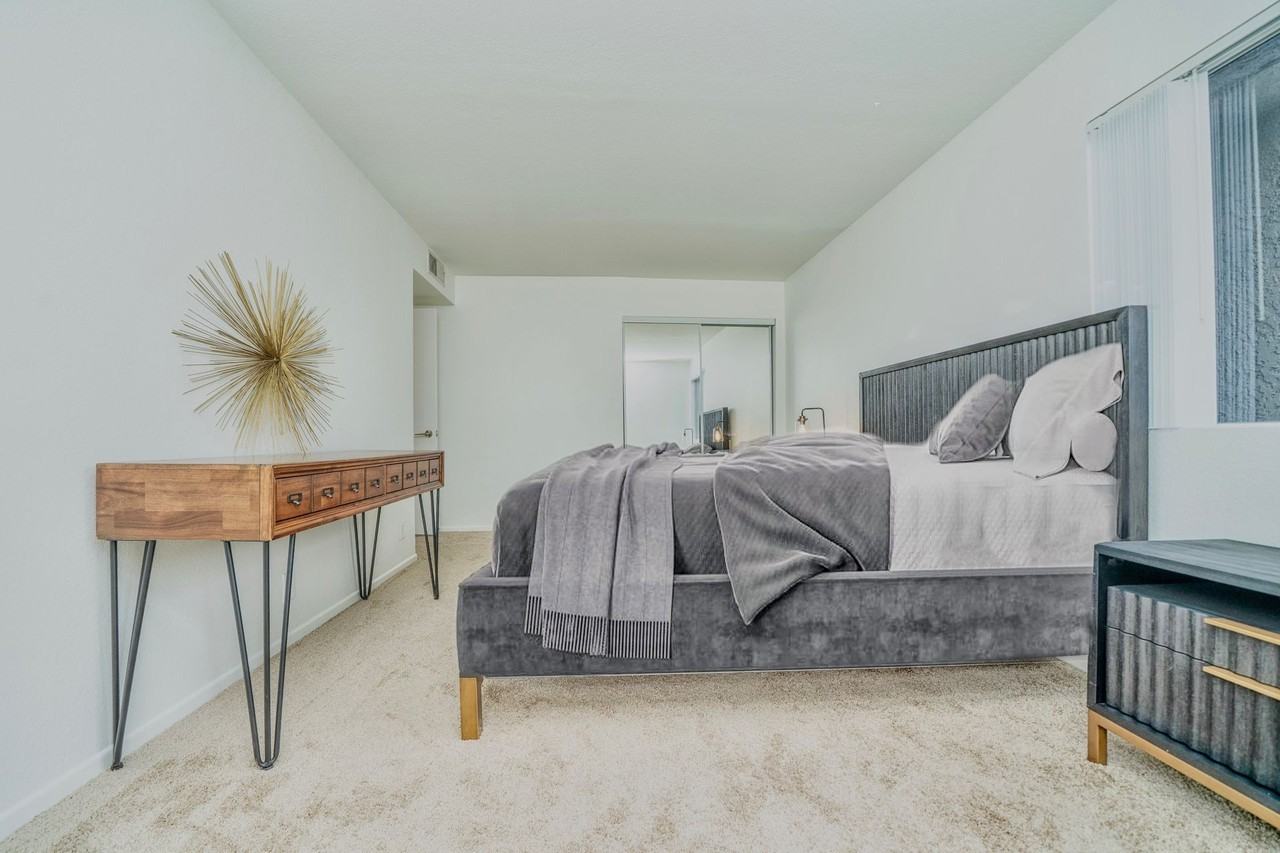 KBC Burbank - Photo 6 of 10