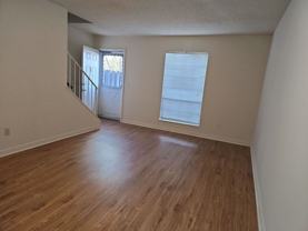 204 Yelton Ct - Photo 1 of 1