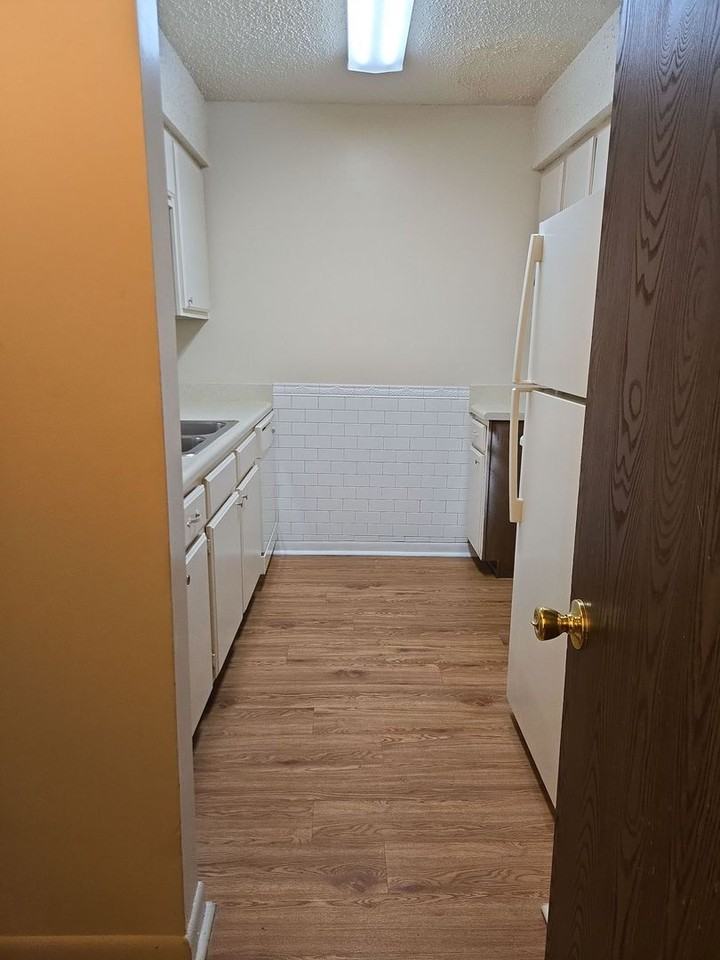 204 Yelton Court - Photo 3 of 9