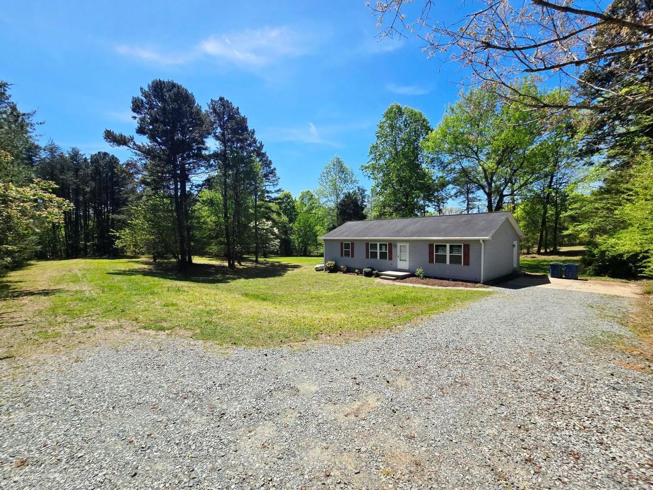 4240 Williams Mill Rd - Photo 2 of 13