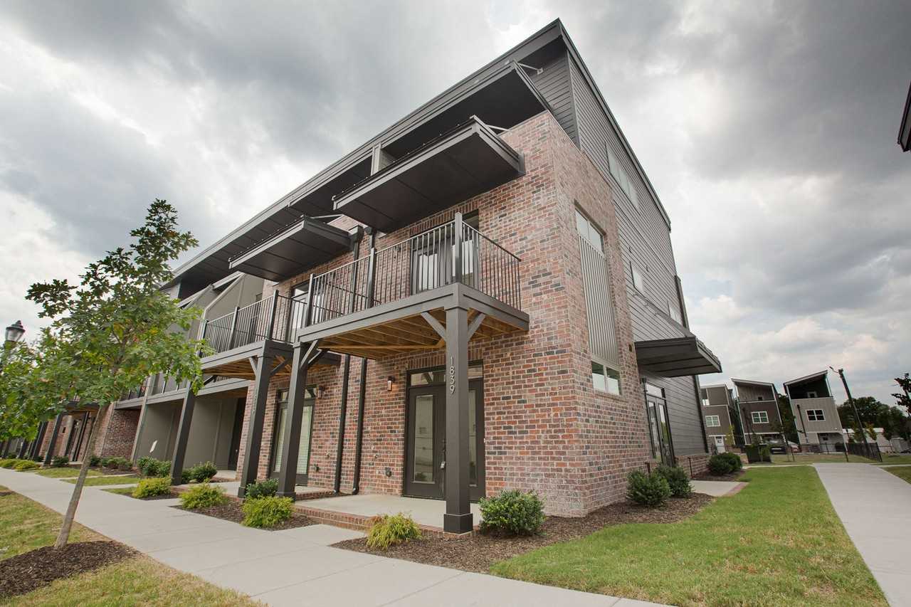 Slate Residences 1 – Modern Multifamily Living in Chattanooga - Photo 2 of 16