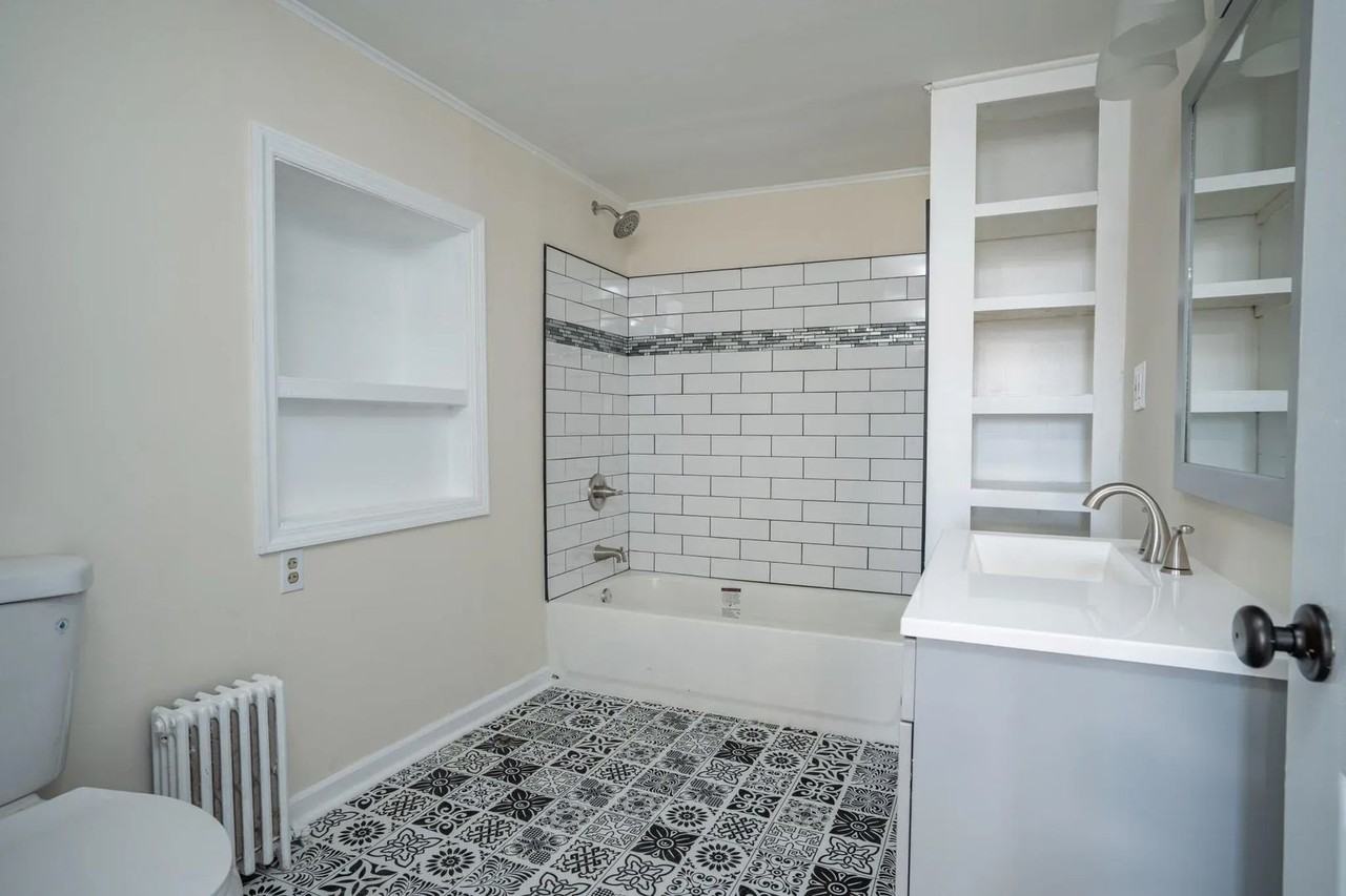 15 Johnson Lane LLC - Photo 3 of 13