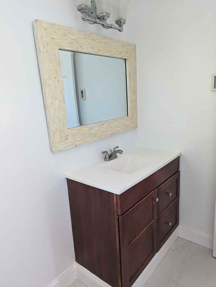 501 Maple Ave - Photo 3 of 9