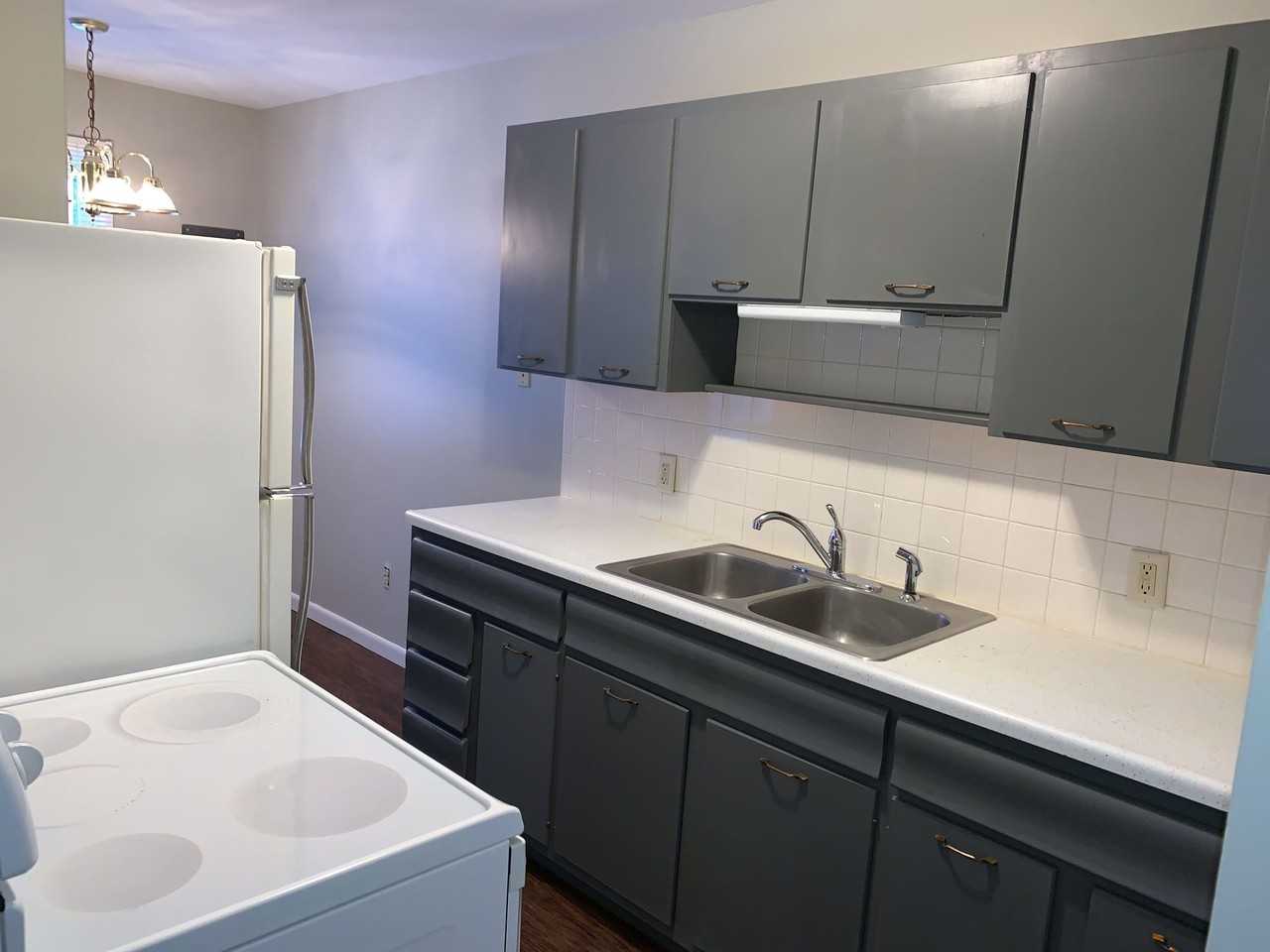 100-112  Lorene Place - Photo 4 of 9