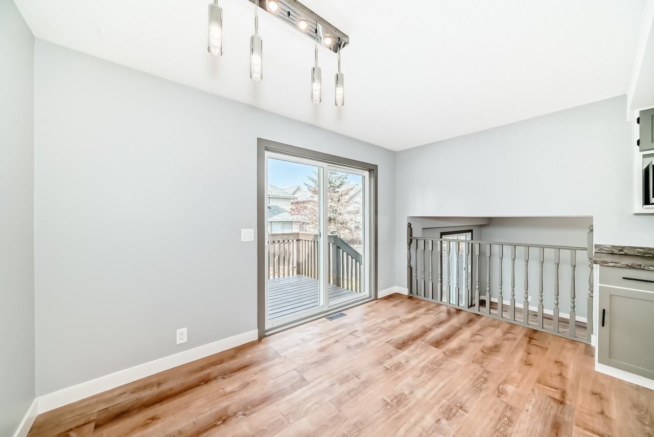 11 Cedargrove Way Sw - Photo 2 of 40