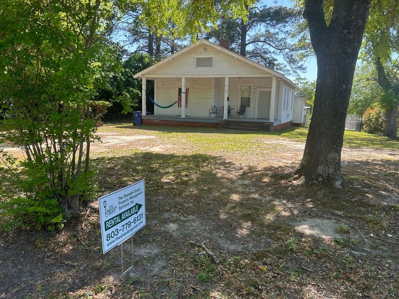 219 Gadsden Street - Photo 3 of 38