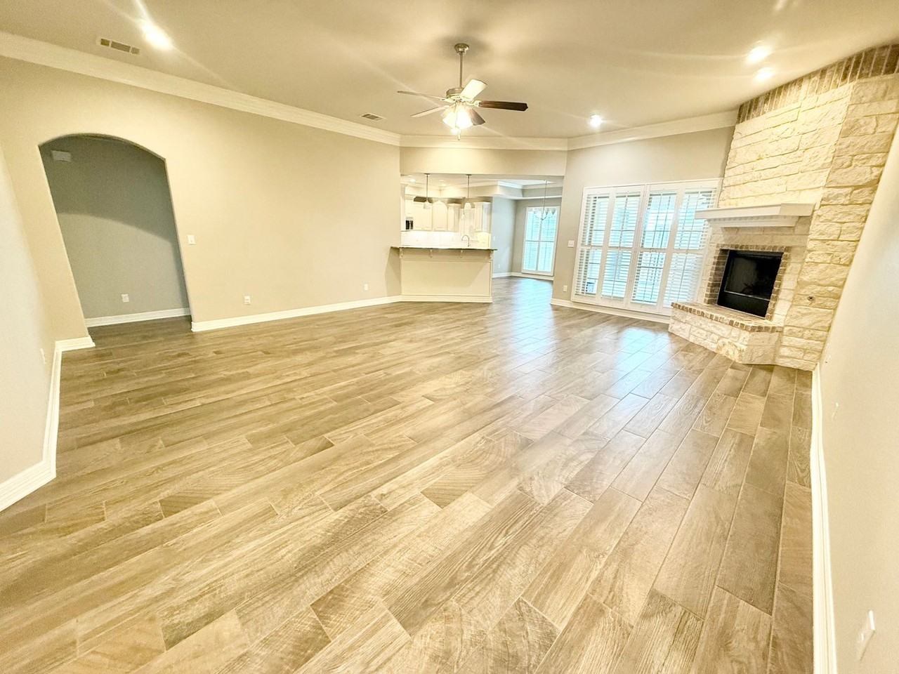 7326 Harpers Ridge Ln - Photo 3 of 22