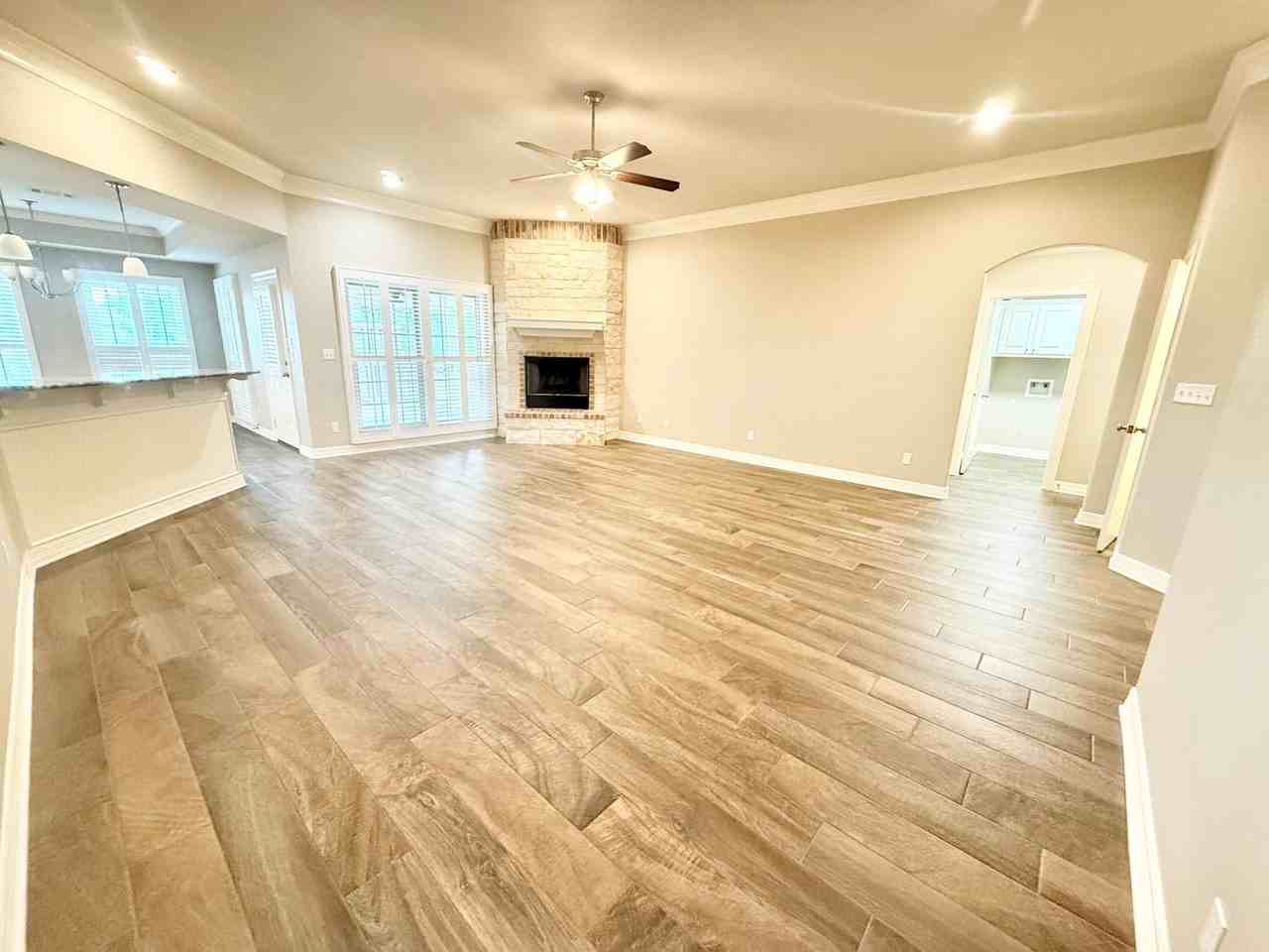 7326 Harpers Ridge Ln - Photo 6 of 22