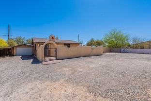 3118 N Santa Rita Ave - Photo 1 of 1