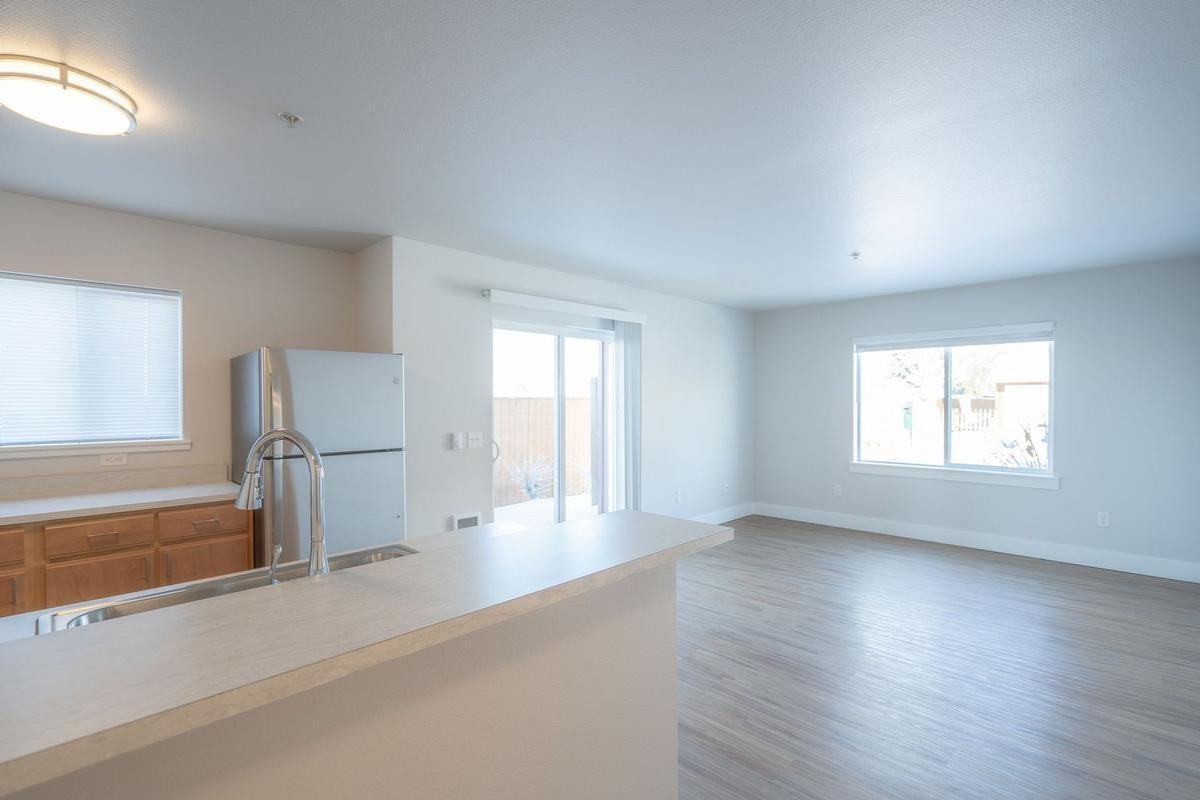 701 N 5th St - Photo 6 of 50