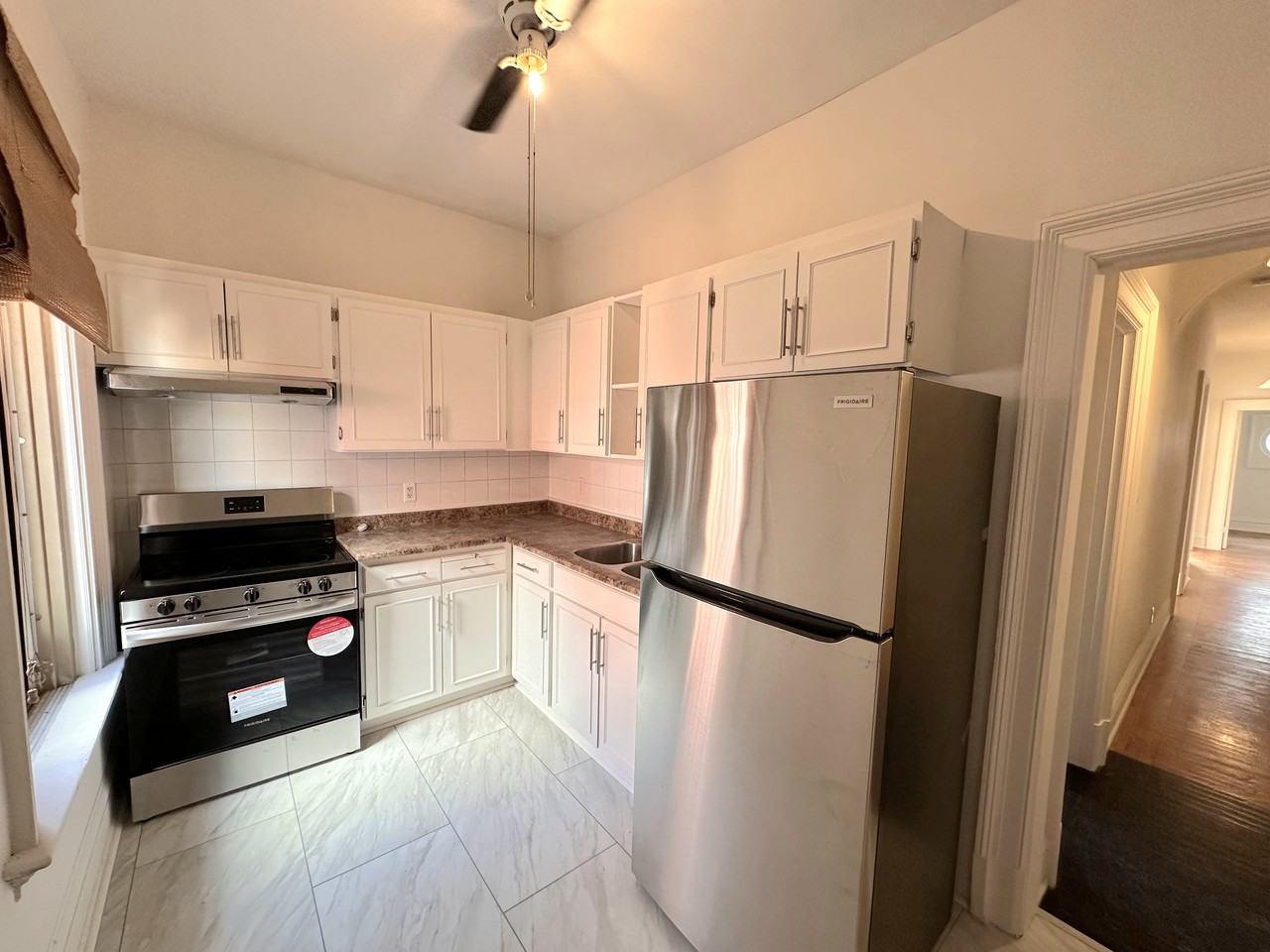 171 Bay Street South #2 - Photo 3 of 31