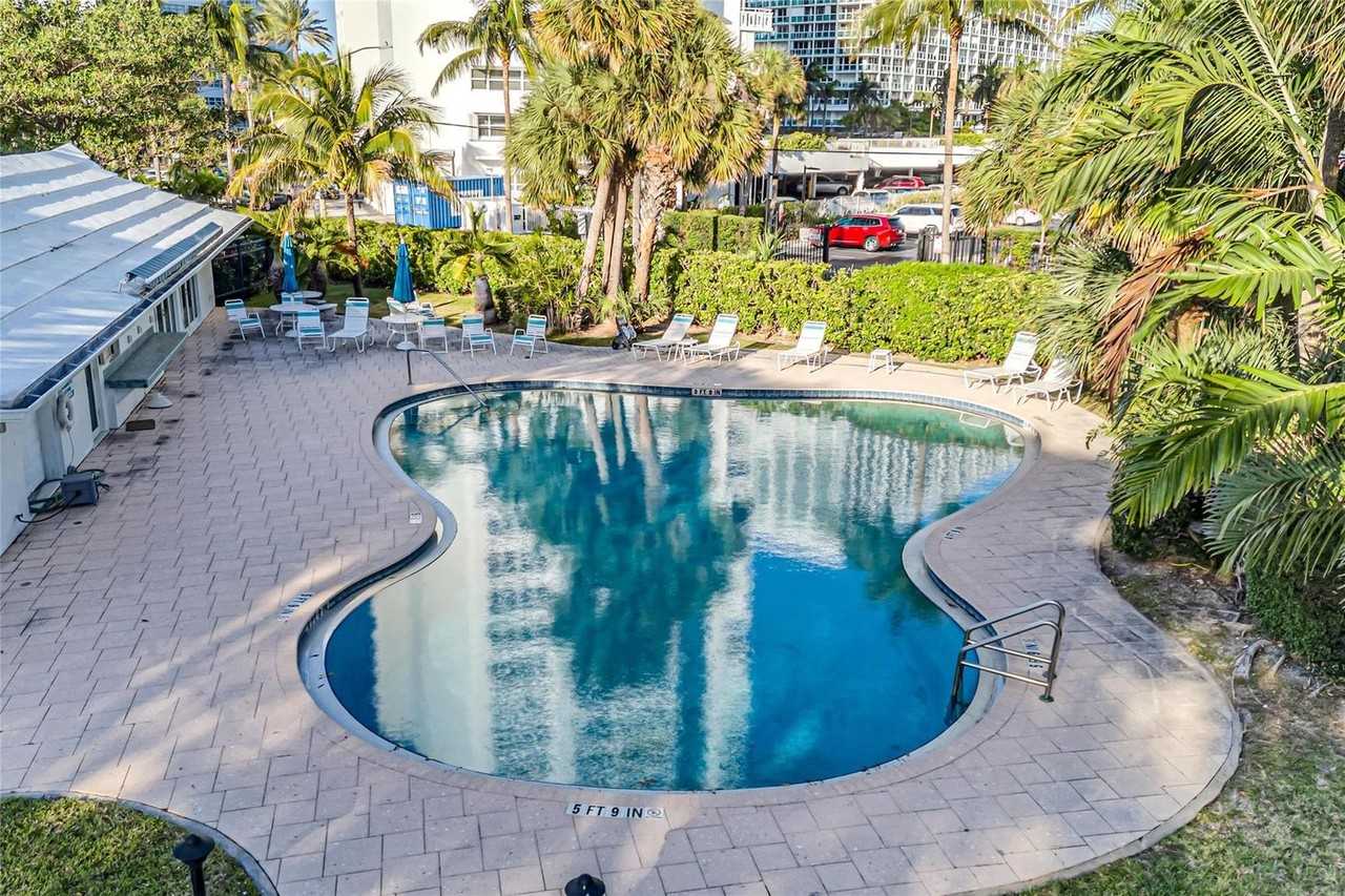 2004 Se 26th Ter - Photo 2 of 16