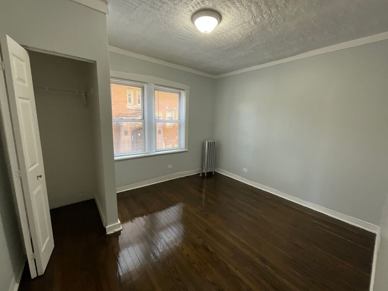 6600 S Ingleside - Photo 3 of 17