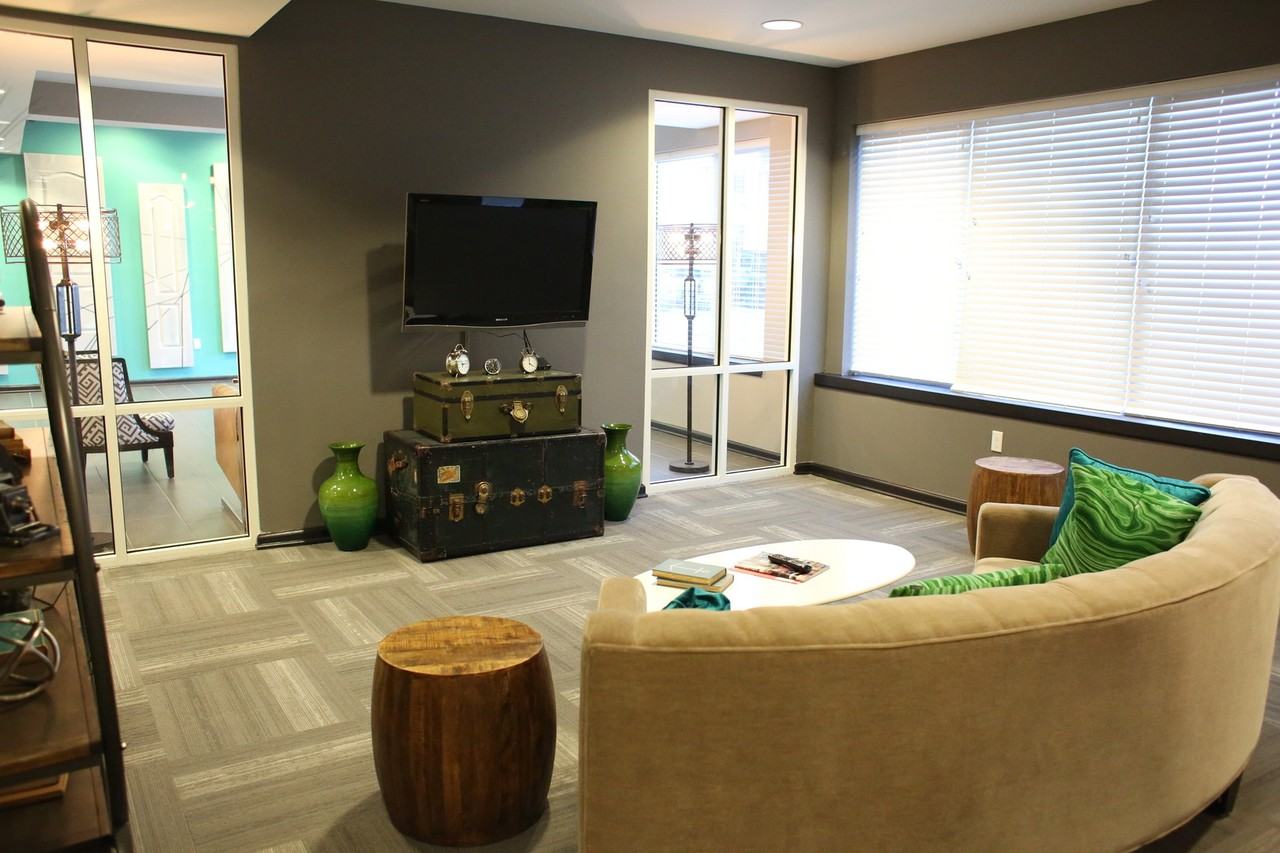 459 Locust Avenue - Photo 7 of 50